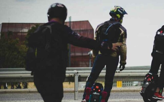 Why-Buying-an-Electric-Unicycle-in-Canada-is-the-Future-of-Personal-Transportation