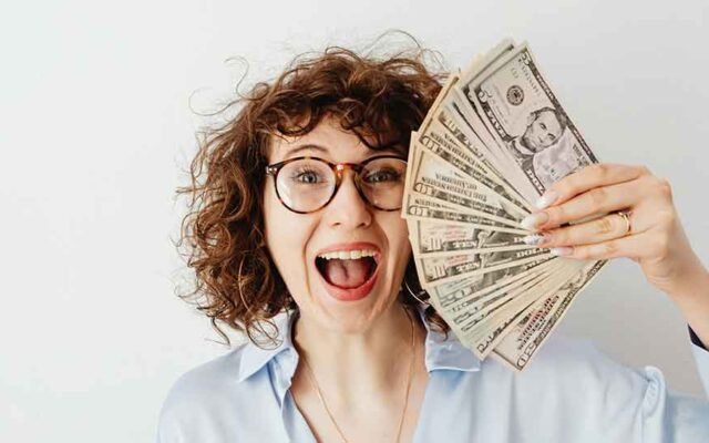 The Smart Mom’s Guide to Earning More and Stressing Less